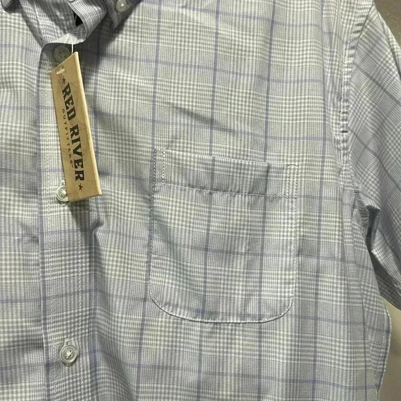 Button down shirt - Picture 2 of 6
